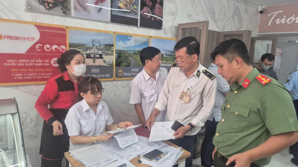 Nội Dung Tố Cáo